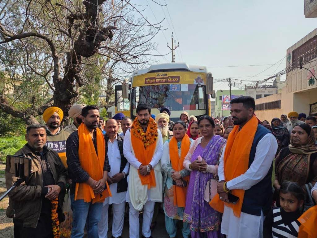 MLA Dr Ishank Kumar flagging off the bus under the Chief Ministers Pilgrimage Scheme from Chabbewal